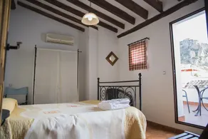 Ademaira Vista-Torre, a rural house with views in Zuheros. - Image 4