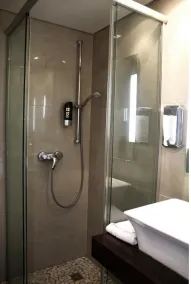 Koblenz Valley Hotel Budget Double Room - Image 4