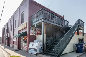 Historic Hotel Antler Loft Apartment - 1 BD/1BA - Fully Furnished! - Image 5