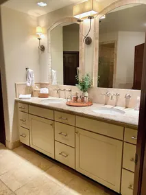 Spacious Luxe 5BR—Ski Shuttle & walk to  lift, 2 living room,  game & movie room - Image 2