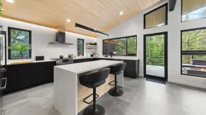 RAVN HAÜS - Oregon's Premier Alpine Retreat - Image 5