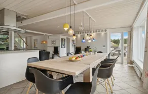 Beautiful Home In Blåvand With Sauna - Image 4