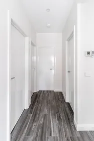 Beautiful Modern Home - Image 4