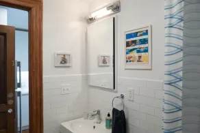 Modern boutique apartment in Brooklyn - Image 2