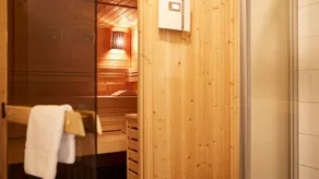Detached chalet for 8 people, with 4 bedrooms - Image 2