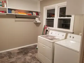 Clean and spacious house in downtown Fayetteville - Image 3