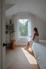ōVive – Stunning River View, Design, Hot Tub & Tremblant - Image 4