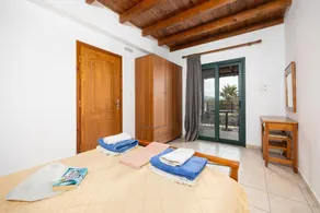 Spiros Beach Villa - Image 5
