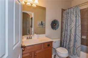 Treviso Bay Condo on rarely available Top Floor - Image 4