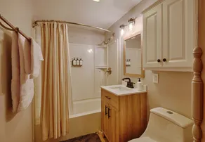 Private Lakefront Cabin - Kayaks · Dock · Pets OK - Image 5