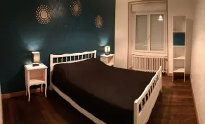 ** ALLE KOMFORT MED PRIVAT TERRAS OG HAVEN ** - Image 3