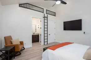 Impeccable destination for spending quality time with friends & family! - Image 5