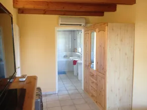quiet location with beautiful view, big garden, just a few minutes to the beach - Image 2