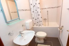 Apartments and Rooms Hope - Image 5