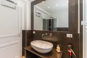 TRAPPETO DEL LAGO MED HAVSIKT, POOL & WI-FI - - Image 4