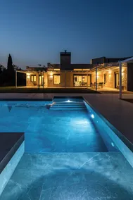 White Villa 53 - Villa en pierre avec piscine privée - Image 5
