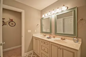 Stunning 6 bedroom 3.5 bath House in Bear Trap Dunes Community! Wifi Available, Pool, Fitness Center, Beach Shuttle, Tennis, Golf! - Image 5