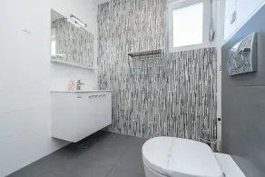 Deluxe Apartments for 10 with Pool - Image 2