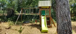 Villa Avec Piscine Hors sol en Bordure de Forêt - Image 2