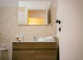 APARTAMENTOS A ALGUNS PASSOS DO MAR COM GRANDES ESPAÇOS AO AR LIVRE E WIFI - Image 4