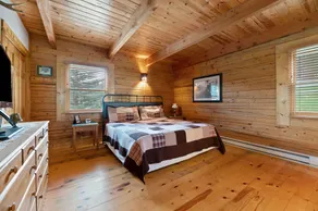 Serene cabin getaway minutes from hiking, biking, UTV and snowmobile trails. - Image 5