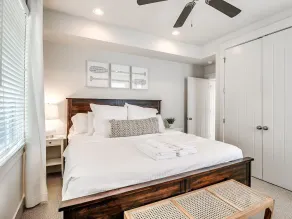 Carlton Landing-Cozy cottage nestled on lower Boardwalk! - Image 5