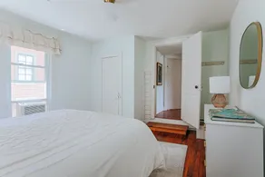 The Mariposa - Image 4
