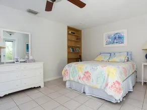 Clean, cozy and beautiful beach house next to Summer Place on Orchid Island - Image 4