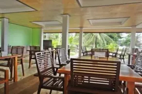 Khanom Sunrise Beach Hotel - Image 4