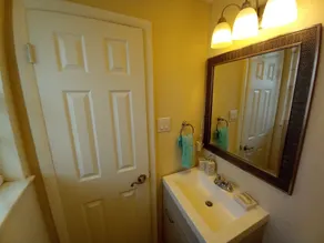 Busch Gardens private suite with its own entrance, kitchenette, bathroom & patio - Image 4