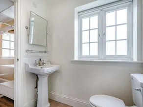 3 bedroom accommodation in Hatherop, near Cirencester - Image 3
