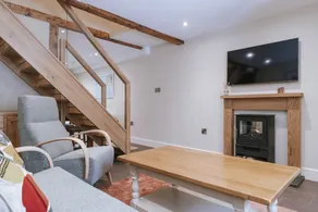Bluck's Cottage - Image 2