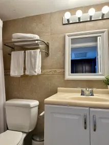 Enjoy this studio located in the worderful beaches of Sunny Isles Beach, Miami! - Image 4