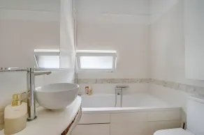 Lovely Apartment Near Paris - Image 4