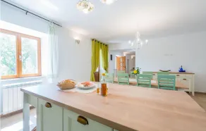 Luxurious home in Plomin - Image 3