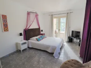 Magnífica villa de prestigio, piscina climatizada, situada en el corazón del Périgord Negro - Image 4