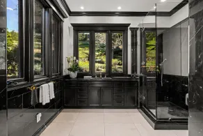 Impeccable Italian Villa - Image 5
