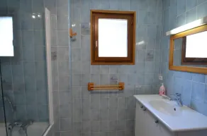À 300m des remontées, 1er étage, terrasse, télévision, casier à ski, 85m² - Image 2