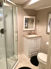 3 BR ranch on large, private lot with bocce court & outdoor shower - Image 3
