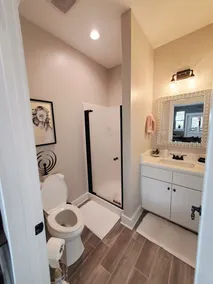 This house is a 2 bedroom(s), 1 bathrooms, located in Chattanooga, TN. - Image 4