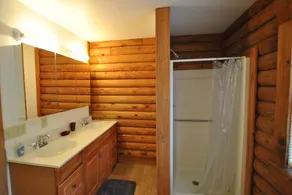 Cabine 100% légale \"Plus grand est meilleur\" Vue \"Great Lodge\" Nuit supplémentaire gratuite - Image 3