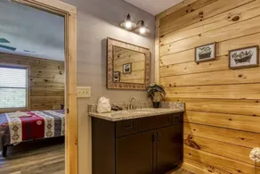 Brand New - King Bed Game Room & Hot Tub - Image 5