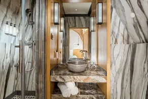 Merveil - Signature Suite - Tour Eiffel -Desaix II - Image 3