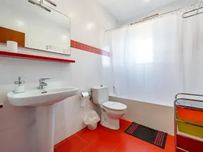 Villa i lugnt område med privat pool, 10min strand och centrum - Image 4