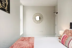 Super cute rooftop Apartment. Beautiful city views - Image 3