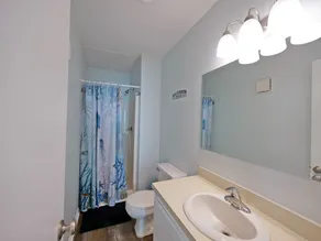 \"SeaQuest East\" -2nd Row Pet Friendly Duplex, 4 Bedrooms / 3 Bathrooms - Image 2