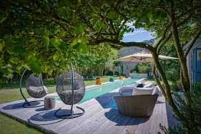 Altes Bauernhaus im mittelalterlichen Dorf mit Pool im großen Garten - Image 5