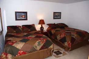 We provide condo units for daily, weekly, or monthly rental plans.  - Image 2