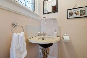 Stately Park Ave. Century Home - Sleeps 6! - Image 5