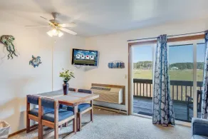 Bella's Beach Retreat by Seaside Vacations & Sales - Image 5